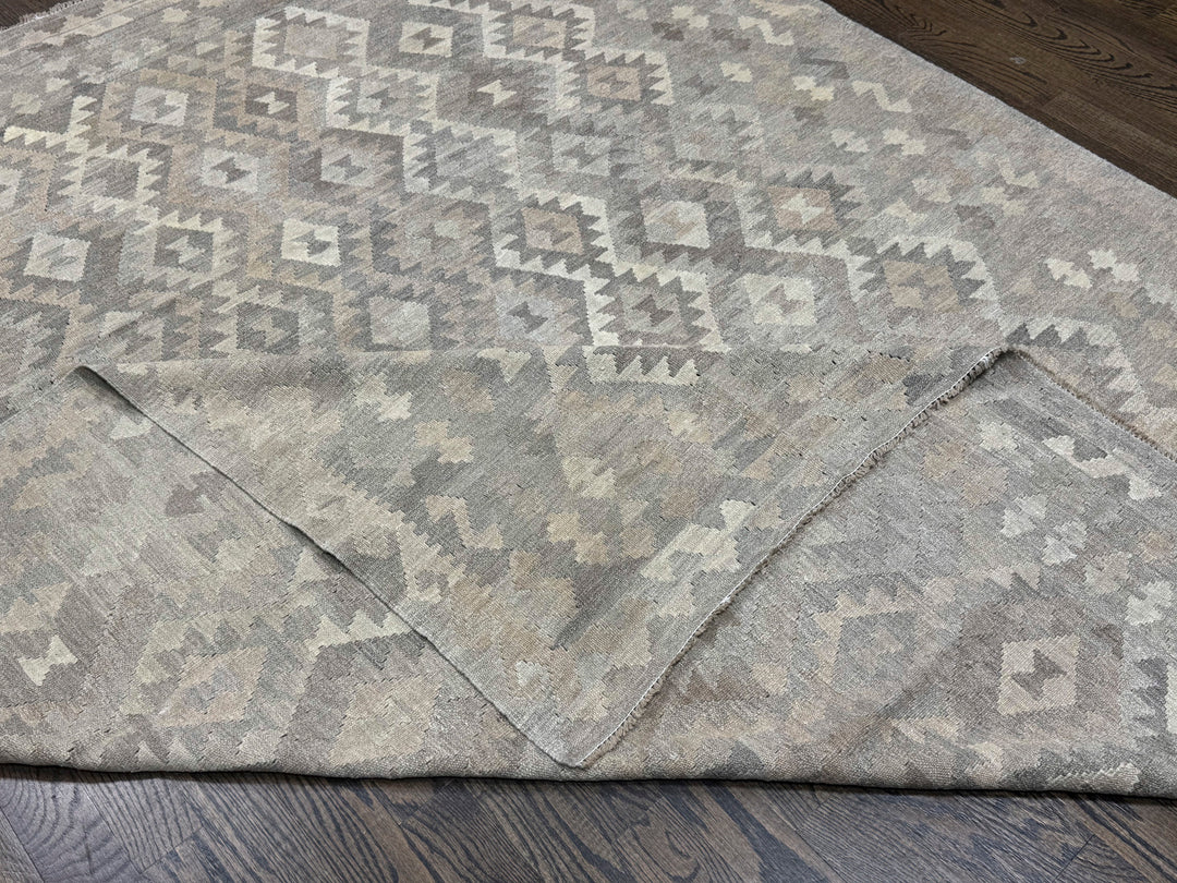 Handmade Beige New Kilim Rug in Beige