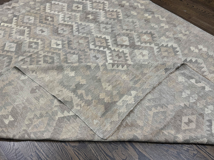 Handmade Beige New Kilim Rug in Beige