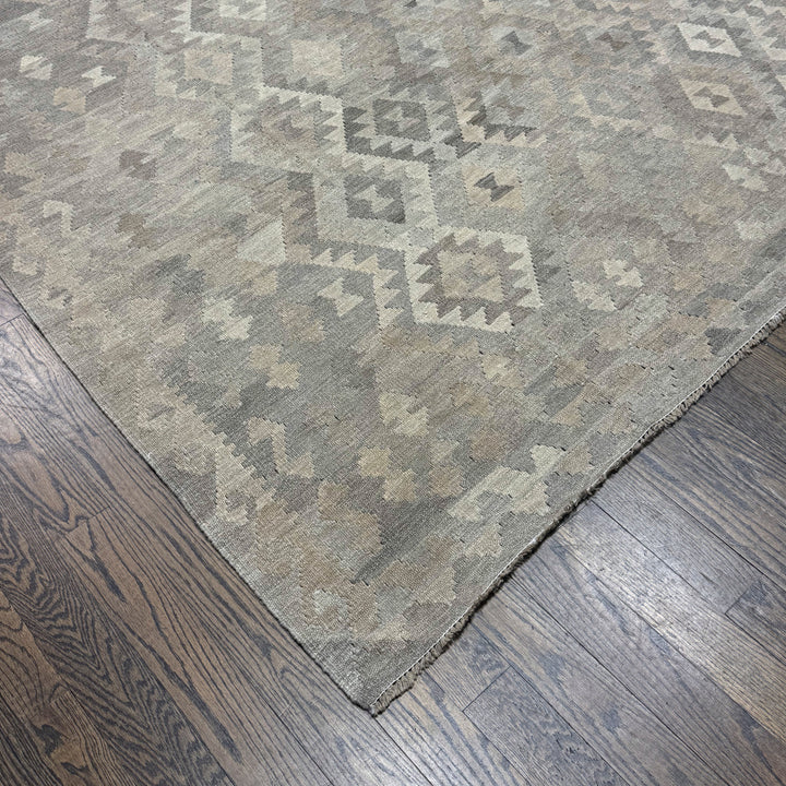 Handmade Beige New Kilim Rug in Beige