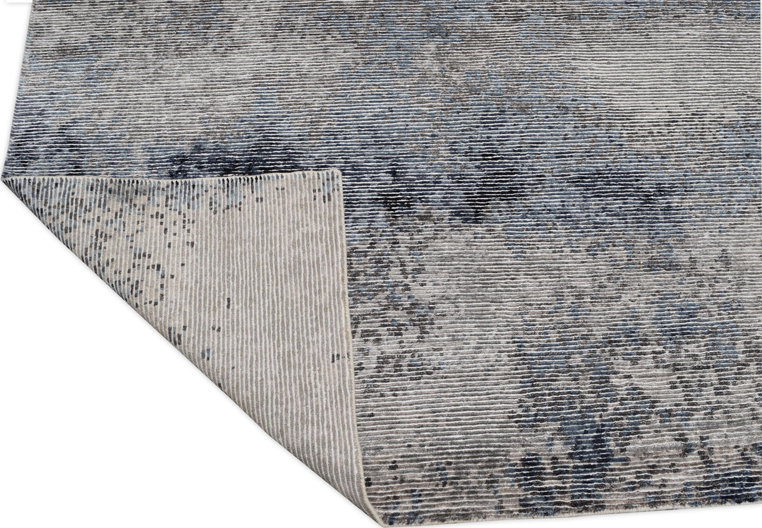 Hand Knotted Modern Area Rug in Grey Color