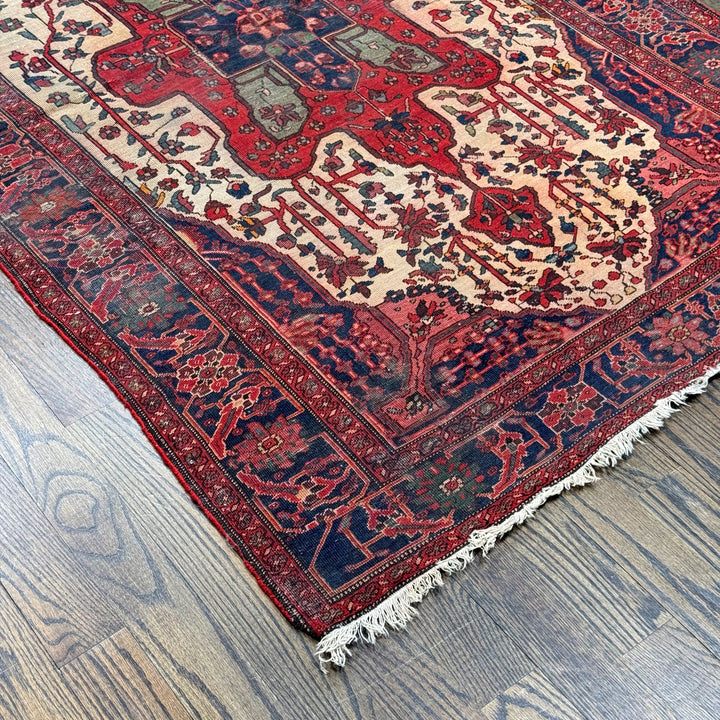 Persian Saroukh Farahan Rug