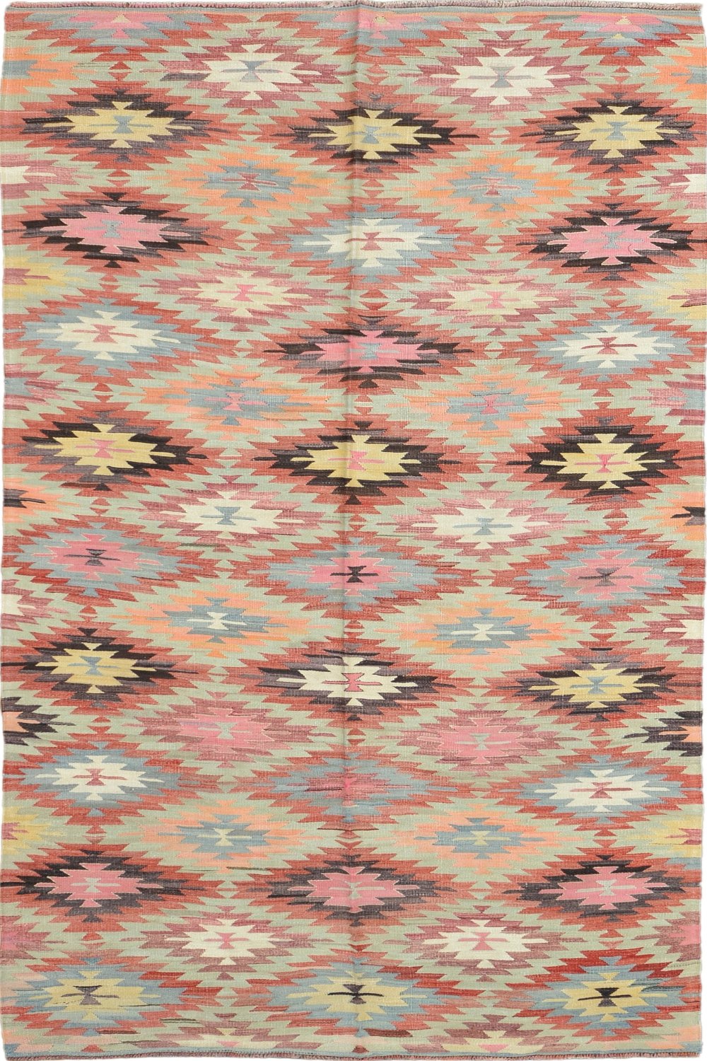 Old Turkish Kilim Rug in Pink 