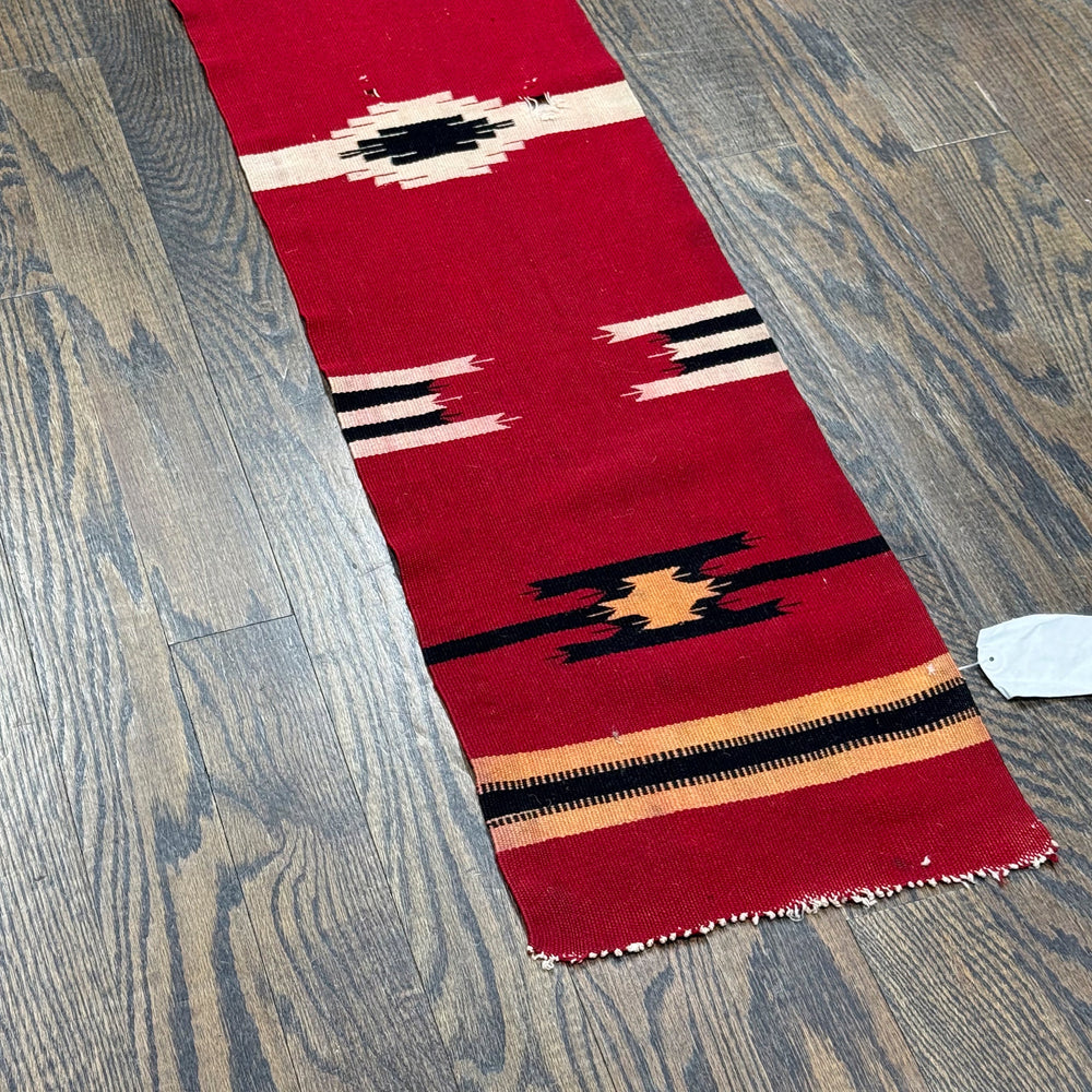 Old Navajo Runner in red 