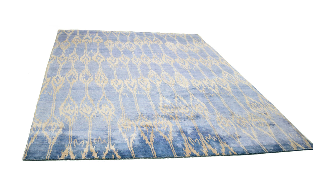 Modern Bamboo Silk Rug in Purple 