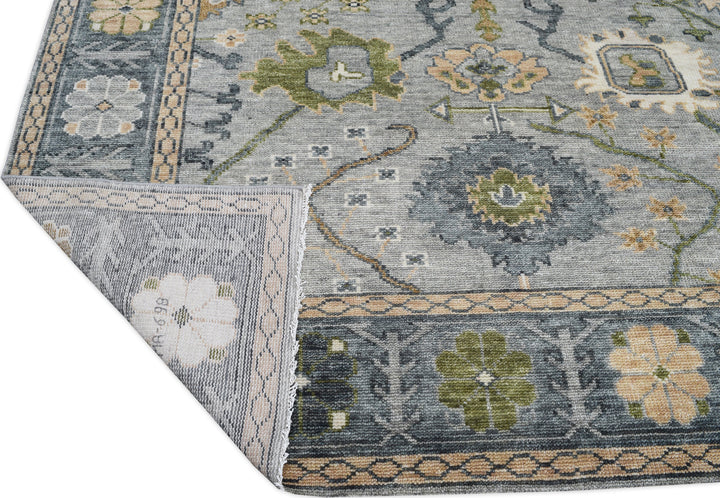 Hand Knotted Decorative Area Rug in gray