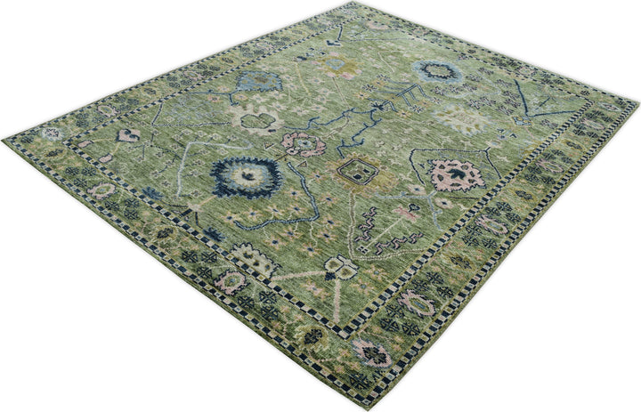 Hand Knotted Decorative Area Rug in Green 