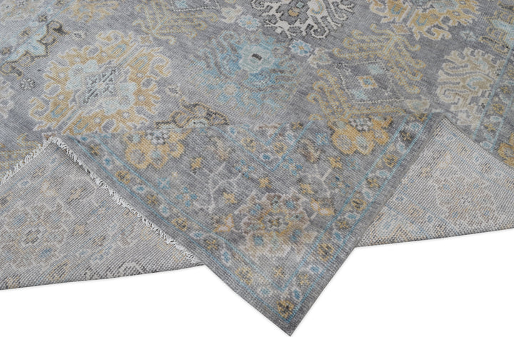 Hand Knotted Decorative Area Rug in gray