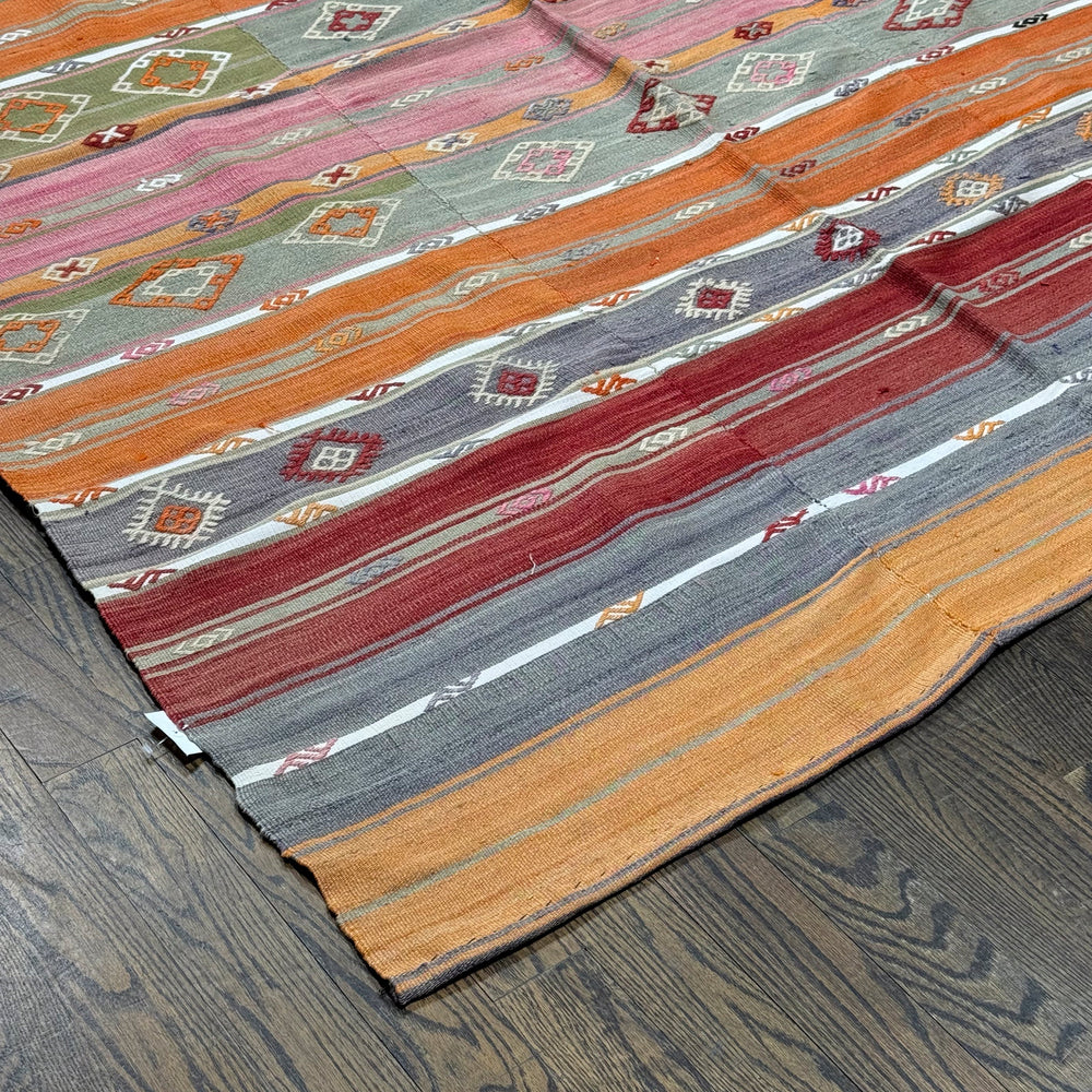 Handmade Turkish Kilim Rug