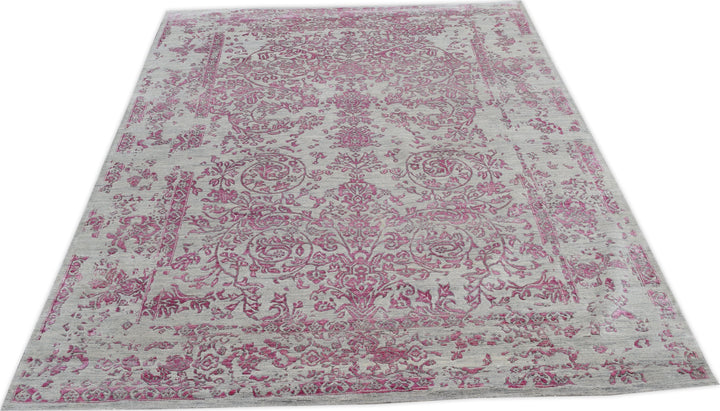 Hand Knotted Modern Area Rug in Pink Color