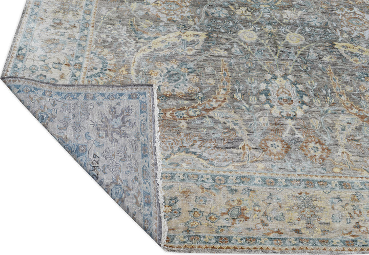 Hand Knotted Traditional Sultanabad Area Rug in gray 